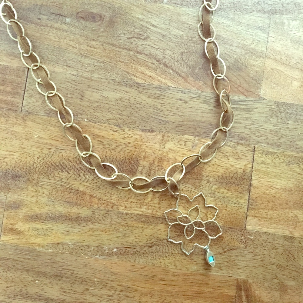 Long Flower Pendant Necklace